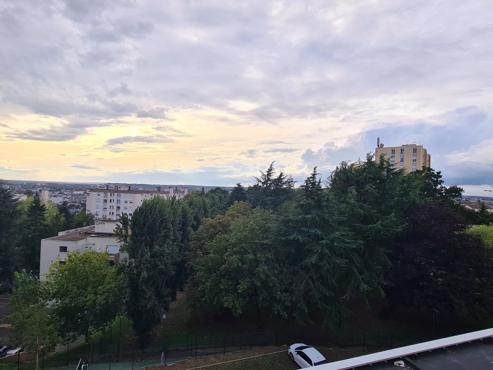 Appartement à vendre avec balcon le Mans dans un quartier calme