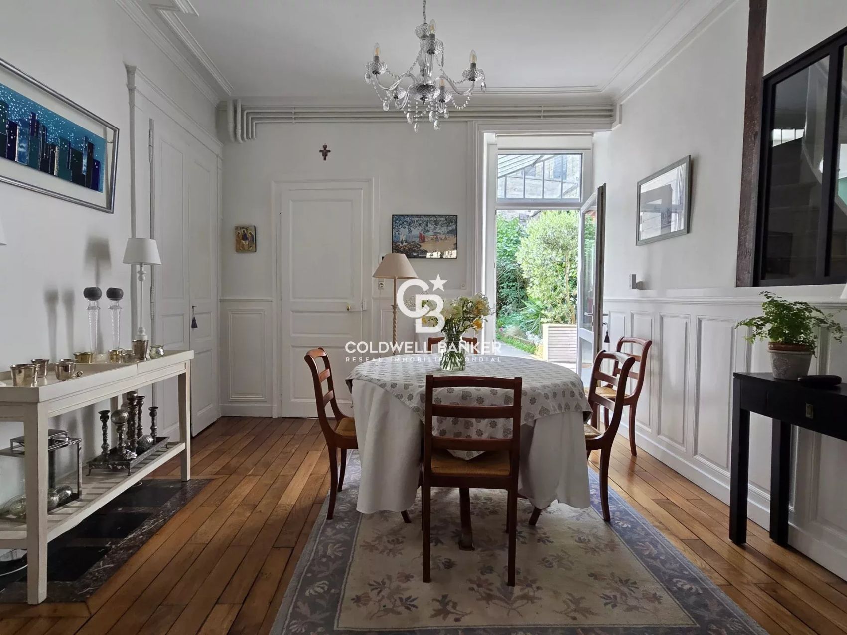 maison lumineuse et sans travaux à vendre en centre ville du mans