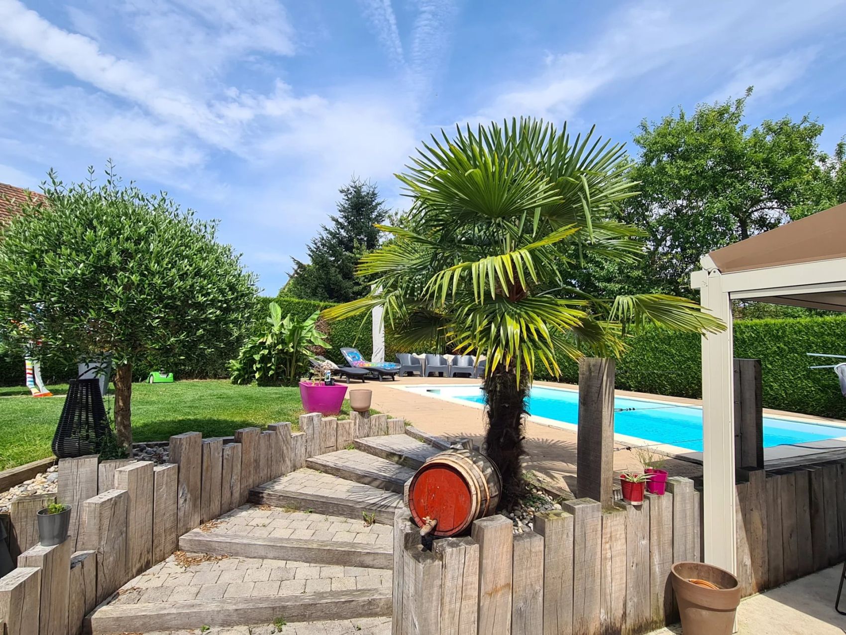 maison avec piscine et garage à vendre à rouillon en sarthe