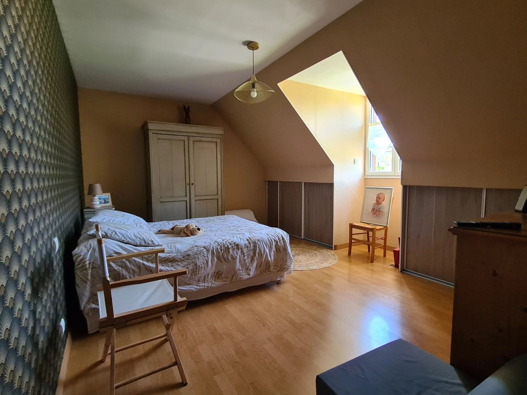 Magnifique maison à vendre à Ecommoy avec 4 chambres, piscine et Garage