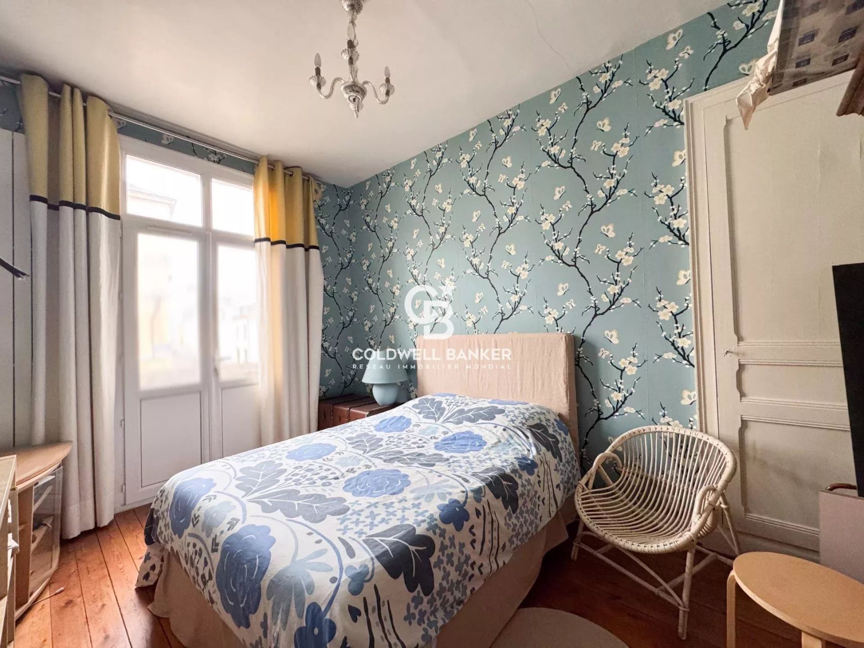 a vendre très belle maison dans le quartier du jardin des plantes au mans