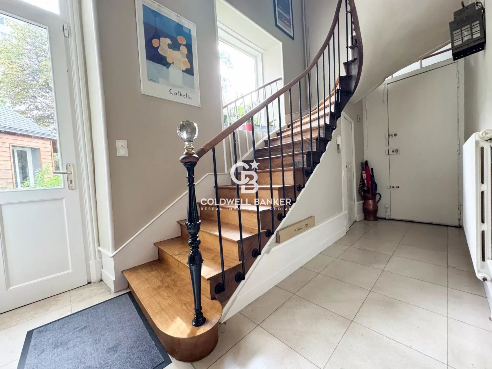 maison à vendre en centre ville du mans avec jardin et porche