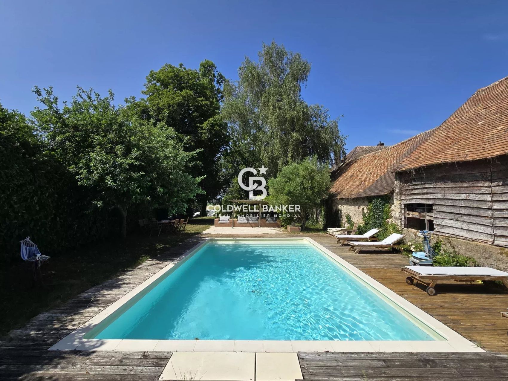 maison de campagne avec étang à vendre en sarthe