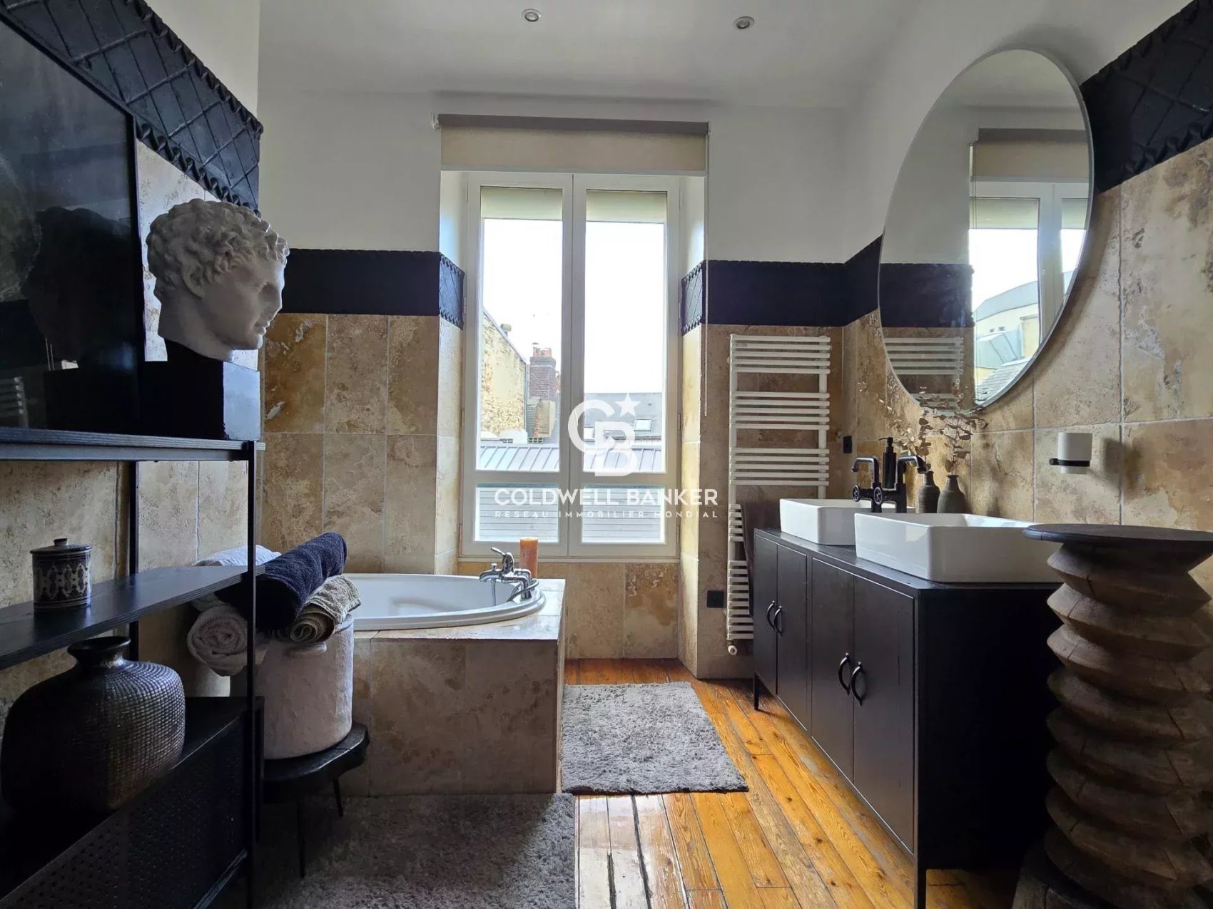 acheter un appartement rénové avec 3 chambres dans le centre ville du mans