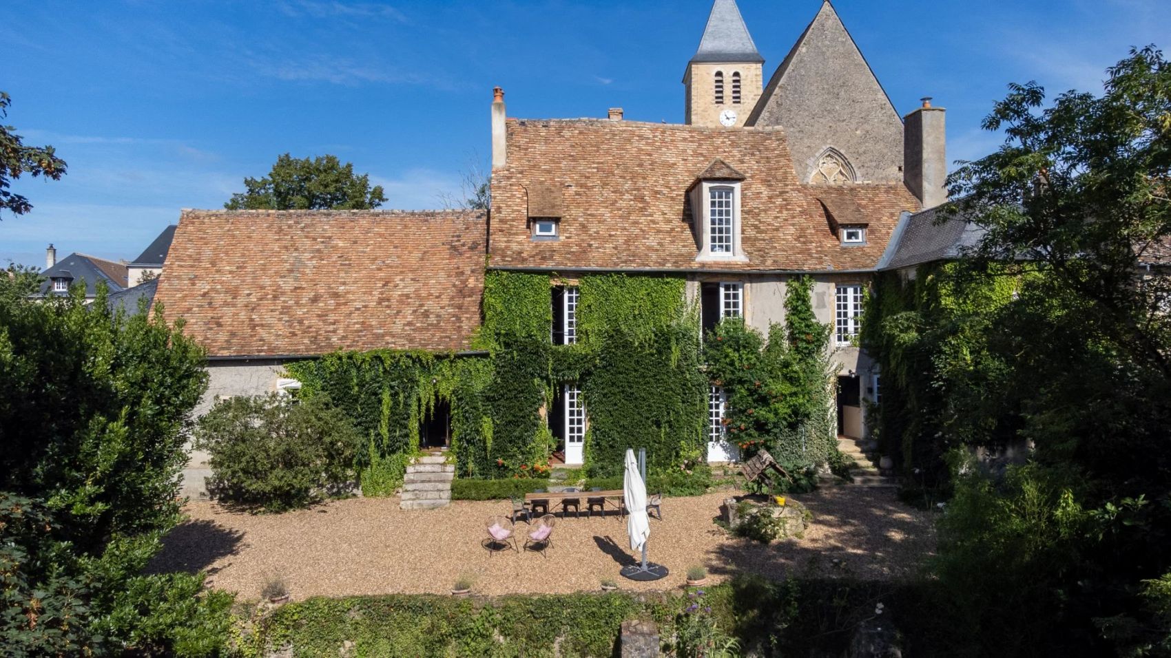 Double mancelle ou maison des années 30 à la vente Le Mans