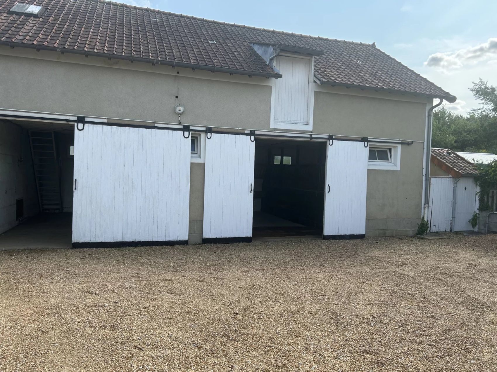 maison avec du potentiel à vendre avec un terrain au mans proche de l'hôpital