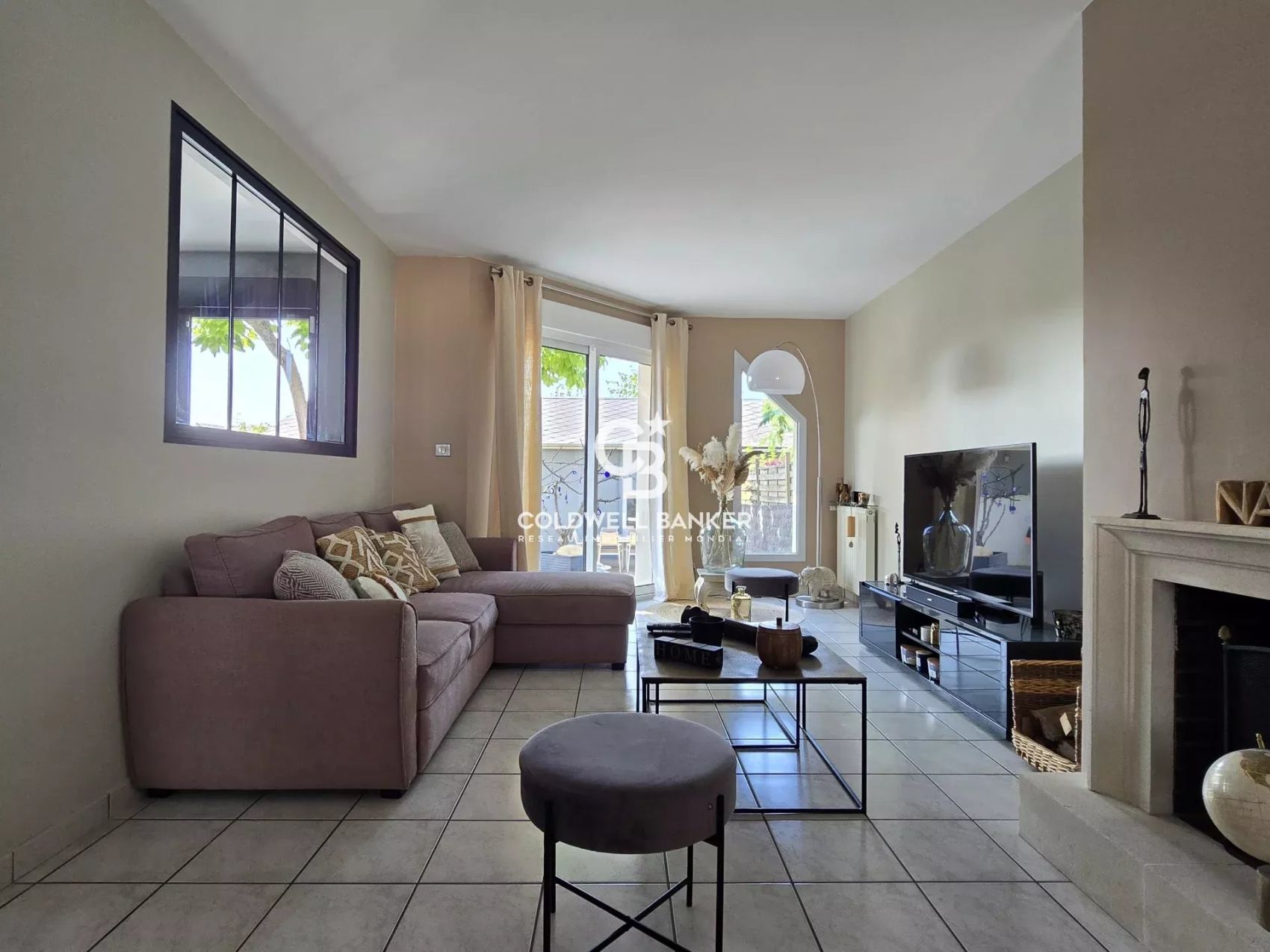 À vendre, au Mans, maison familiale avec 4 chambres, garage et grande dépendance aménageable