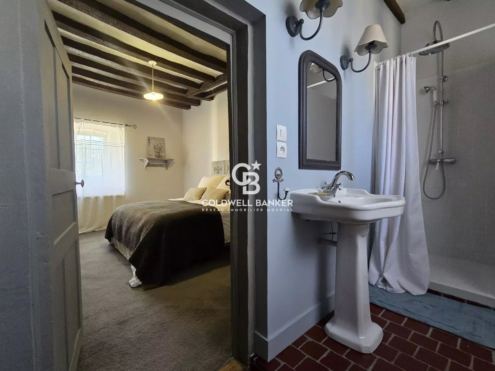 acheter une Propriété rénovée alliant authenticité et confort moderne dans le Perche sarthois