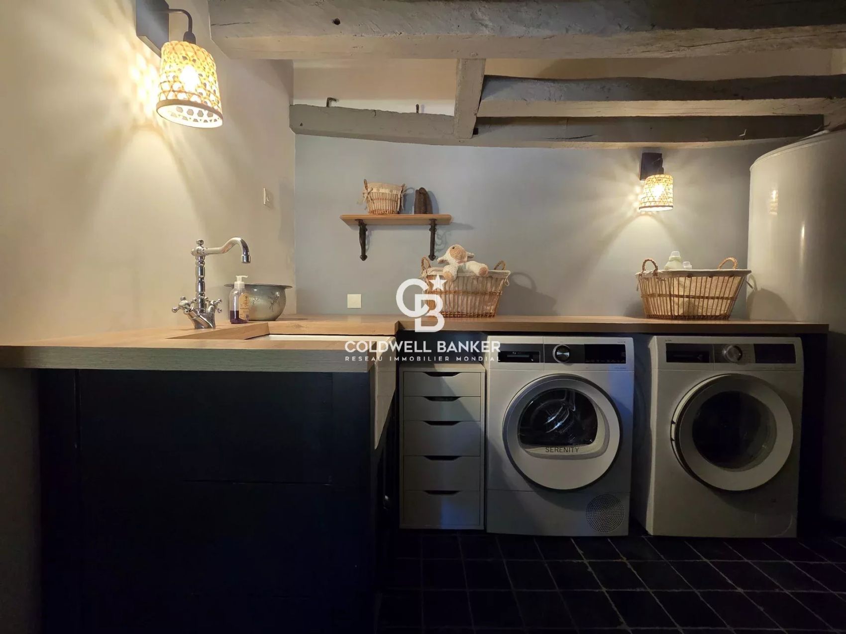 Acheter une maison ancienne rénovée avec jardin et dépendance en Sarthe