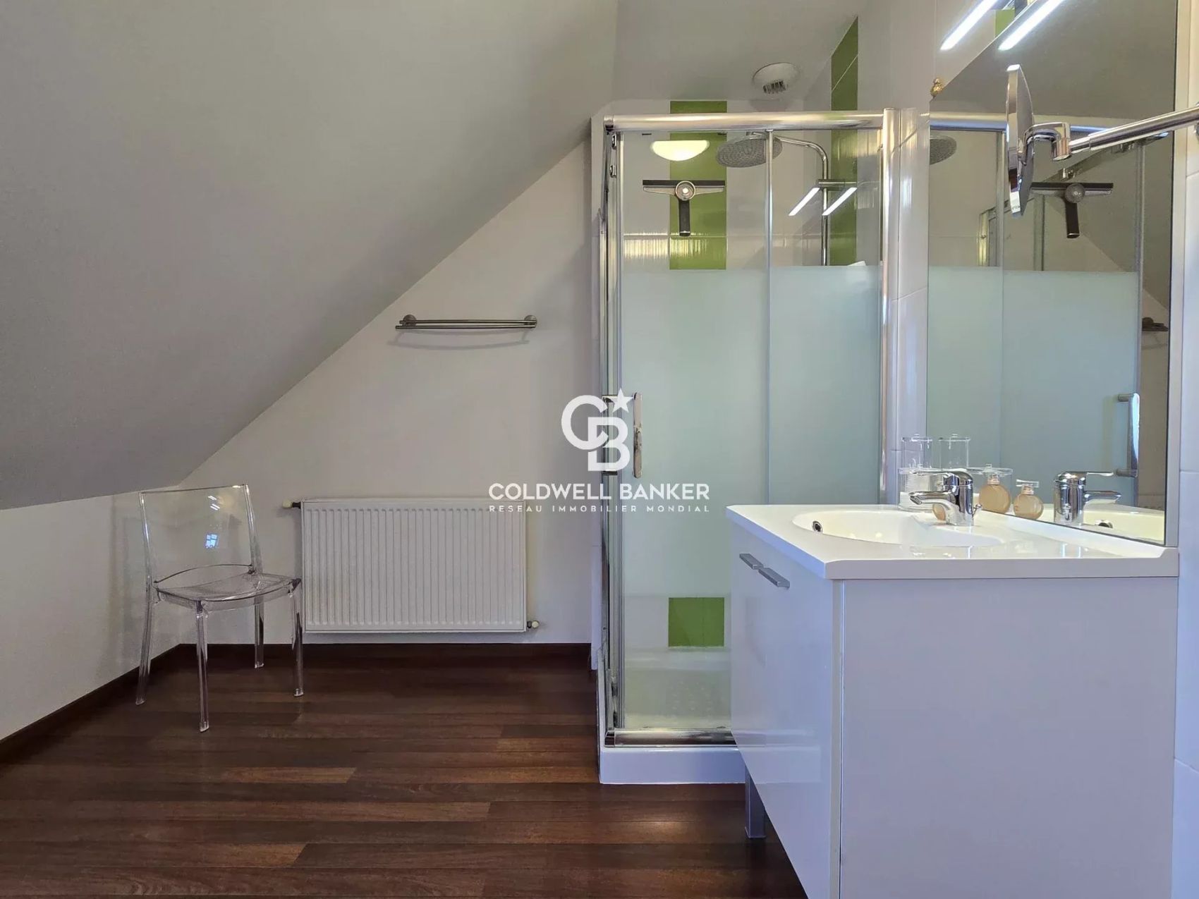 maison moderne pour une vie de famille au mans