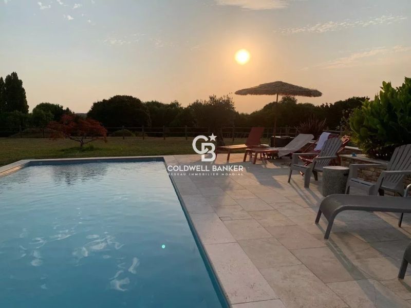 domaine de charme avec plusieurs habitations et grand terrain clos à vendre en campagne sarthoise