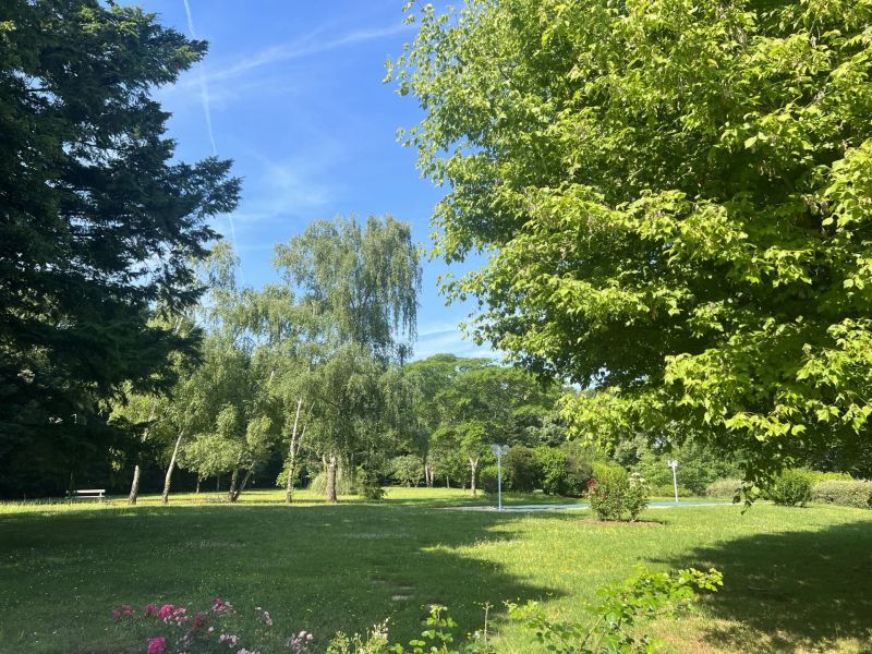 acheter une maison familiale proche du mans avec une piscine et un verger