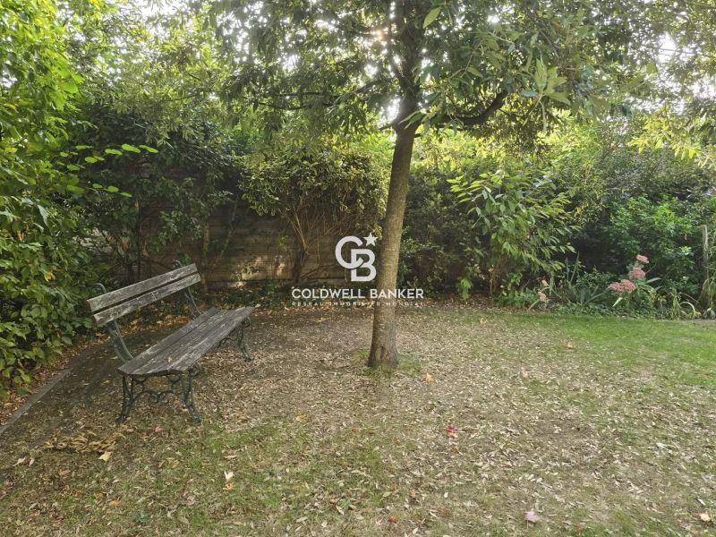 maison à vendre avec école et tramway pour une vie de famille au mans