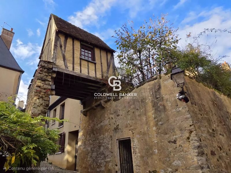 maison emblématique du vieux mans à vendre