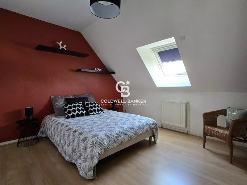 Rare opportunité à vendre au Mans : maison avec grand terrain, garage et atelier indépendant