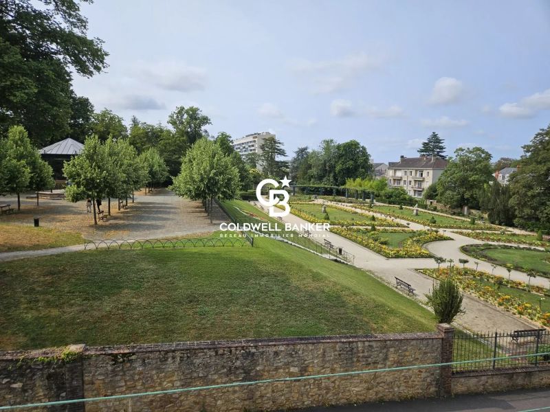 acheter une maison de famille quartier jacobins au mans avec vue sur le jardin des plantes