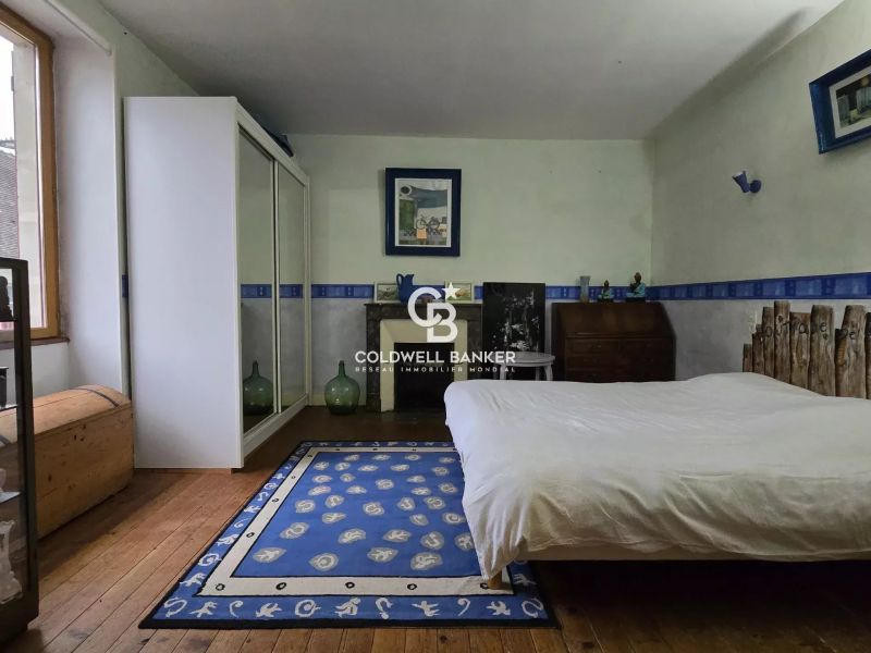 acheter une maison de bourg avec jardin terrasse et garage en sarthe