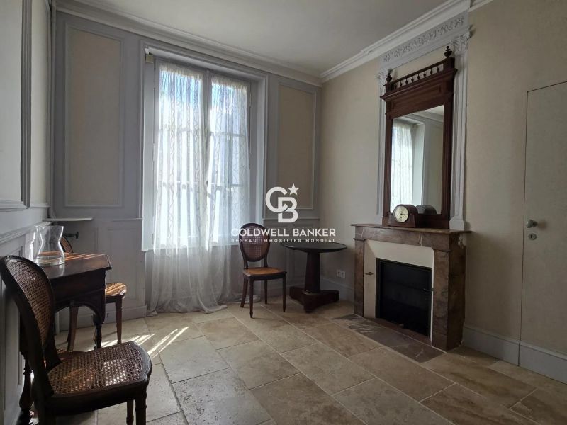 acheter une maison avec 5 chambres et 3 sde en sarthe au lude