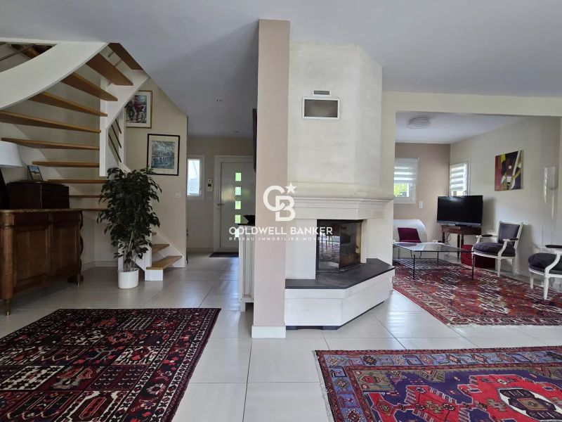 maison avec 4 chambres à vendre proche du mans au calme